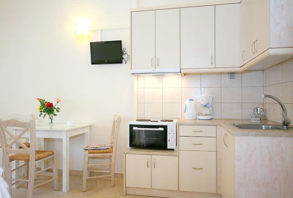 On The Beach Apartments คอรา สฟาคิออน ภายนอก รูปภาพ